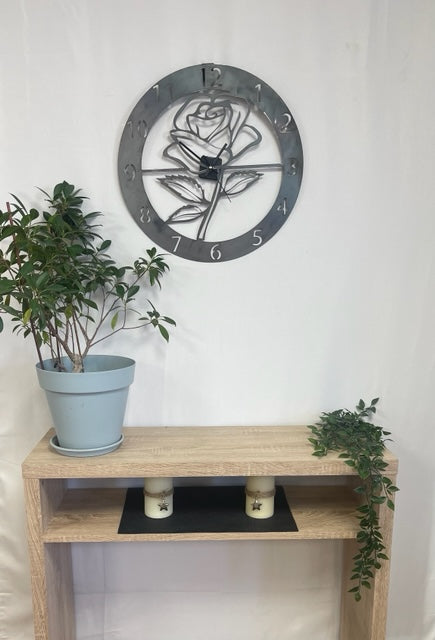 AR0329 Pendule Rose