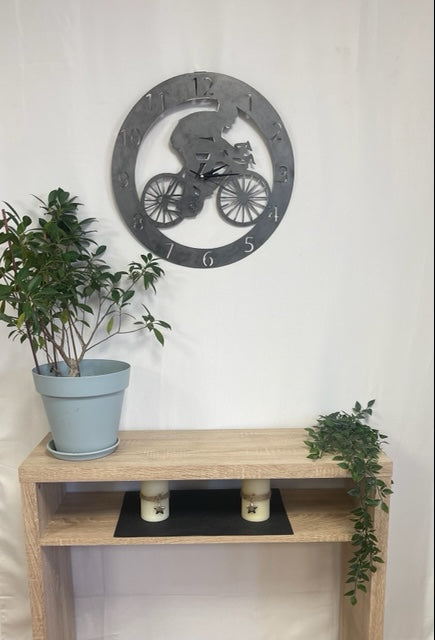 AR0511 Pendule Cycliste